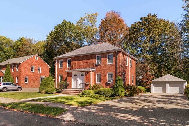 Foto del edificio - 27 Payne Rd