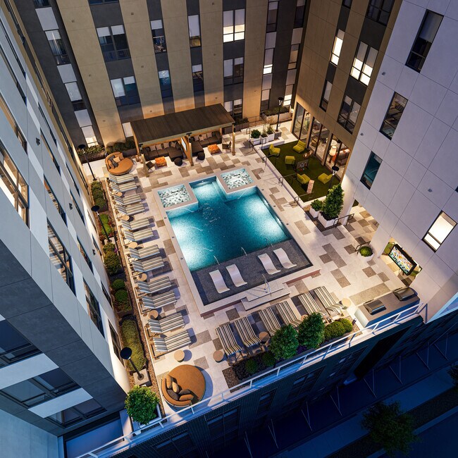 Piscina del patio - EVER Knoxville