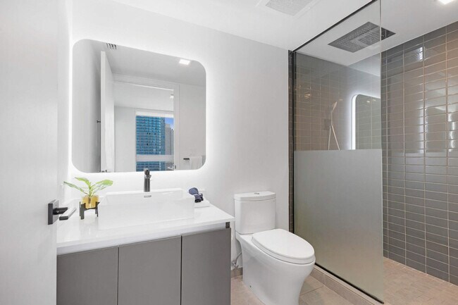 Building Photo - 227 NE 2nd St