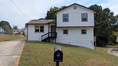 Building Photo - 2720 Oxford Ct