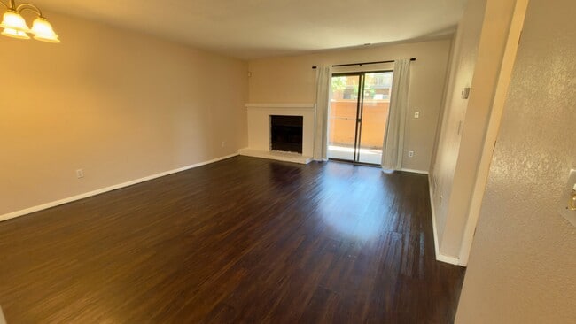 Building Photo - 2225 S Buckley Rd