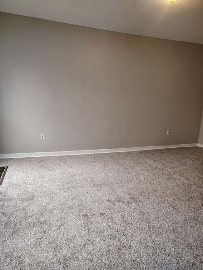 Foto del edificio - 1-3 McConnel Avenue