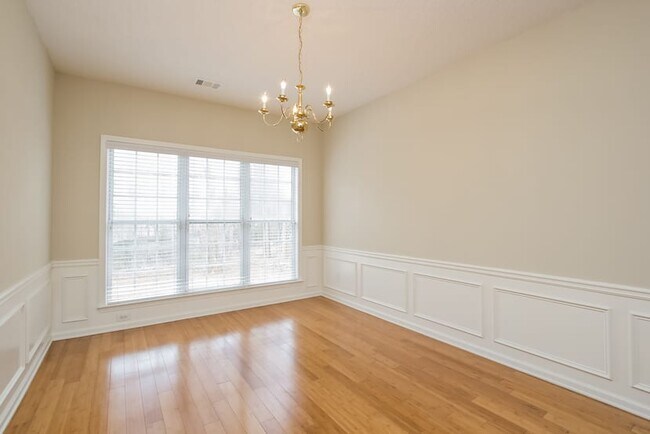 Building Photo - 2132 Tallapoosa Dr