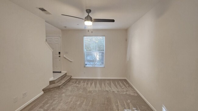 Building Photo - 840 Bronze Ln
