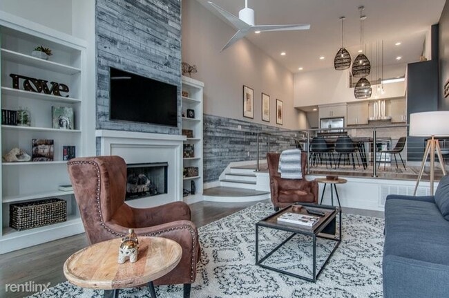 Building Photo - 4 br, 3 bath Townhome - 405 Avoca St 3 Unit 3