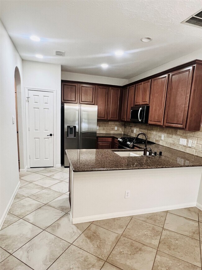 Foto del edificio - 133 E Montfair Blvd