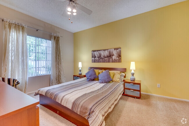 2HAB, 2BA - 1,068 ft² - Habitación principal - Hohokam Villas