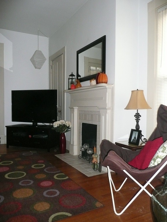 2nd Floor Living room - 1275 Grace Ave