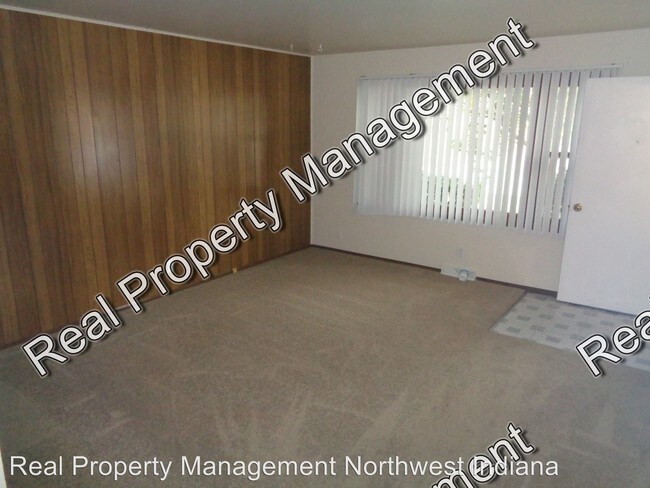 Foto del edificio - 6827 Laurel Ave
