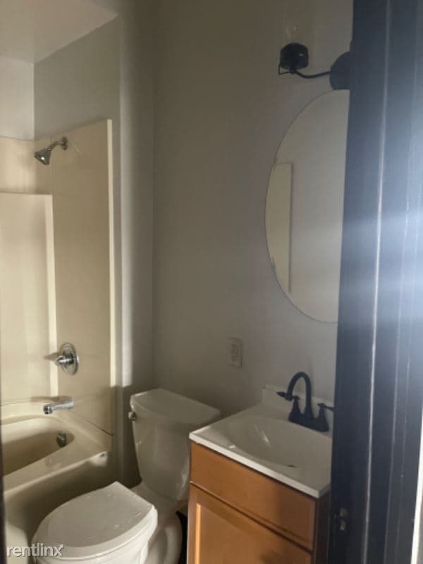Building Photo - 2 br, 1 bath House - 1708 Short St