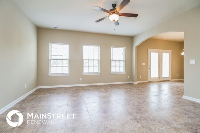 Building Photo - 1111 Harmony Ln