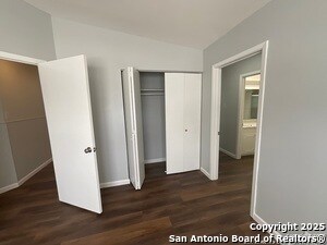 Foto del edificio - 207 Pinehurst Blvd
