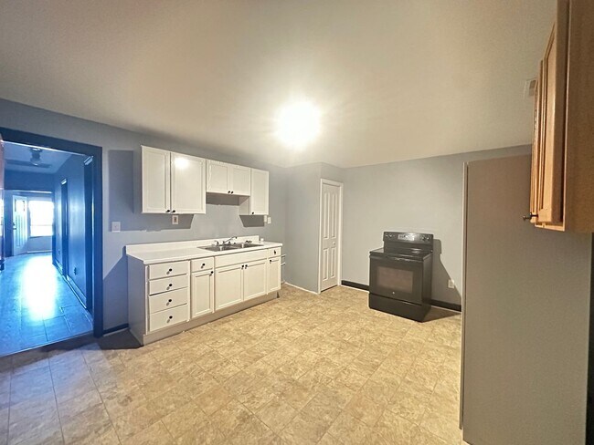 Photo - 268 E Loudon Ave Apartment