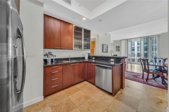 Foto del edificio - 1607 Ponce de Leon Blvd