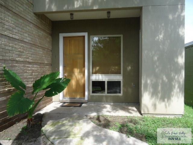 Building Photo - 524 Wildrose Ln