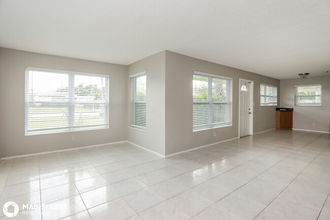 Foto del edificio - 6209 NW 9th Ct