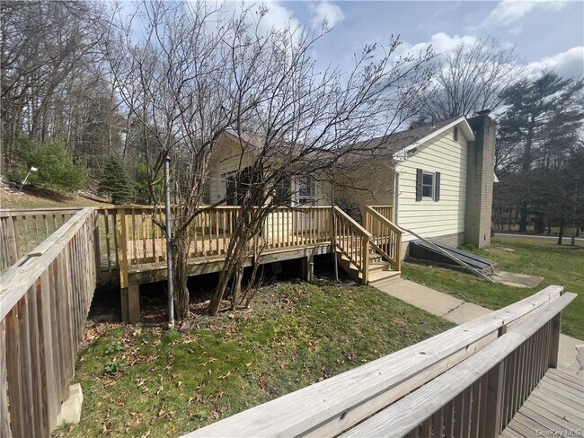 Building Photo - 2781 US-209