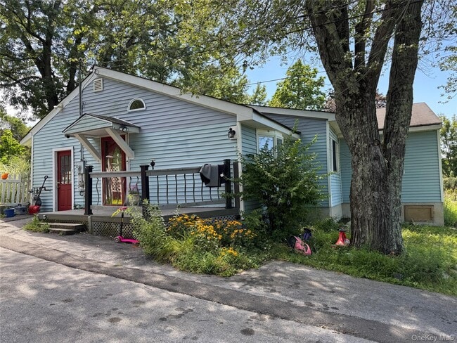 Building Photo - 14 Brookside Rd