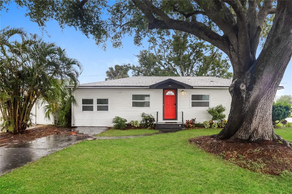Foto principal - 4501 52nd Ave N