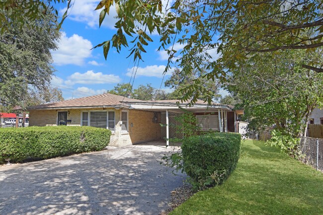 Foto del edificio - 104 E 14th Ave