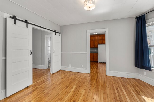 Foto del edificio - 1123 5th St NE