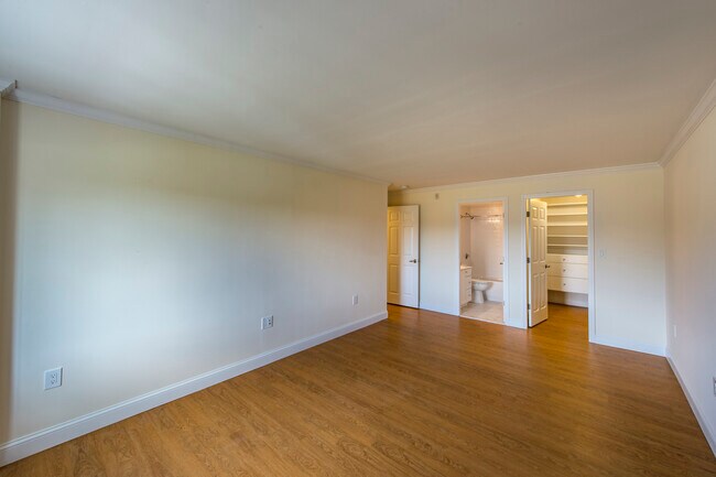 Foto del edificio - 1450 Worcester Rd