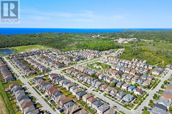 Photo du bâtiment - 52 John Link Ave