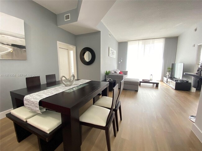 Building Photo - 18800 NE 29th Ave