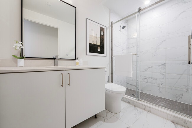 Building Photo - Bloom