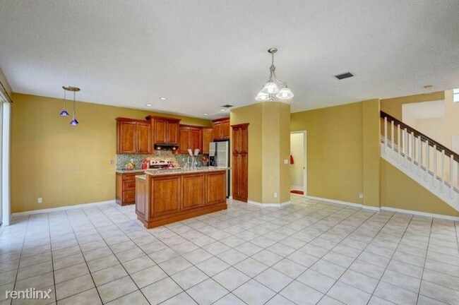 Building Photo - 3 br, 2.5 bath House - 5129 HERON PLACE
