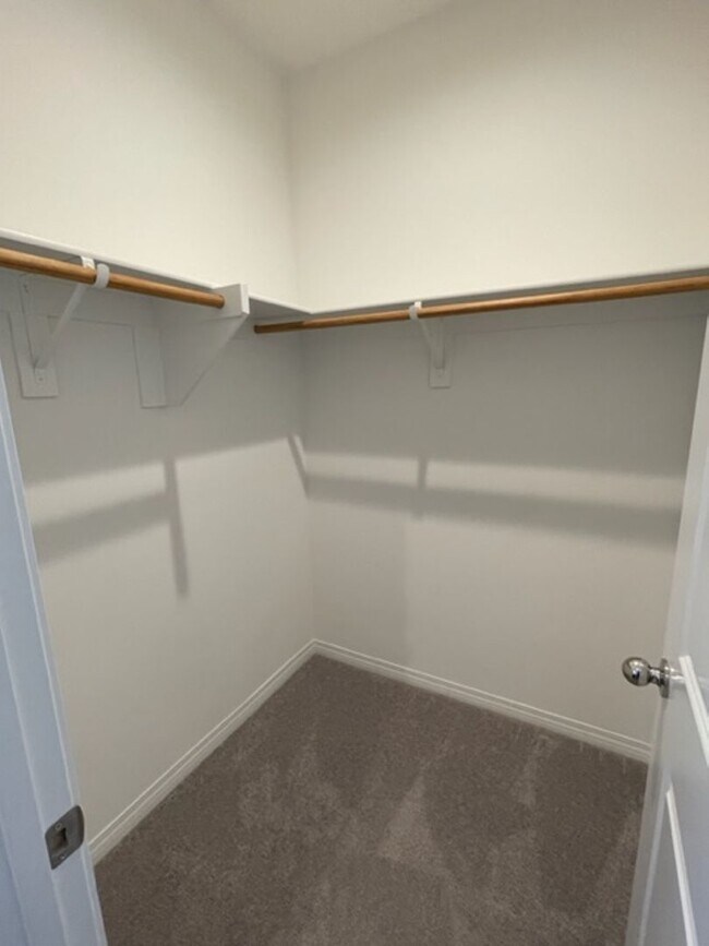 Foto del edificio - Newer Upscale Townhome in the Great Park Area