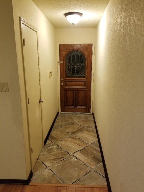 Foto del edificio - 6425 Kary Lynn Dr N