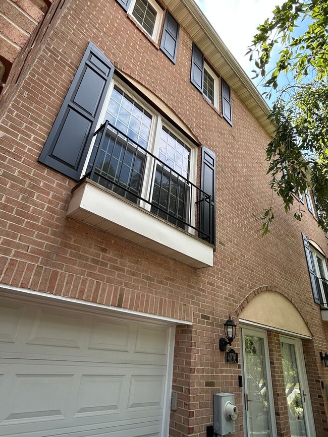 Building Photo - 4876 Weatherhill Dr