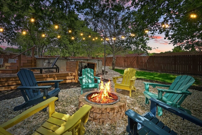 Foto del edificio - 13542 Purple Sage Rd