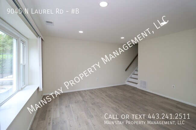 Foto del edificio - 9045 N Laurel Rd