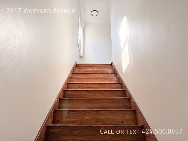 Photo - 2617 Vineyard Ave Apartment
