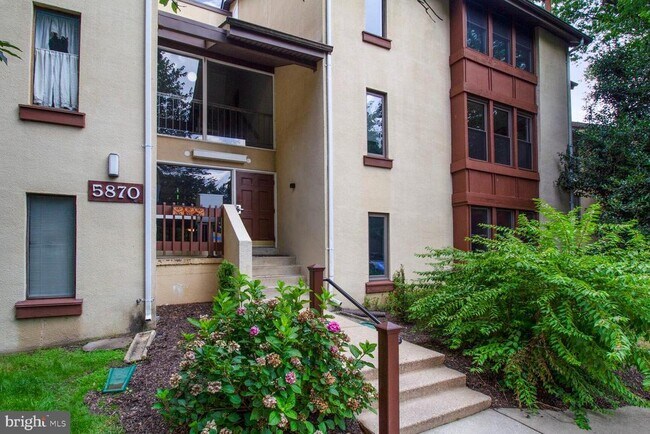 Foto del edificio - 5870 Thunder Hill Rd