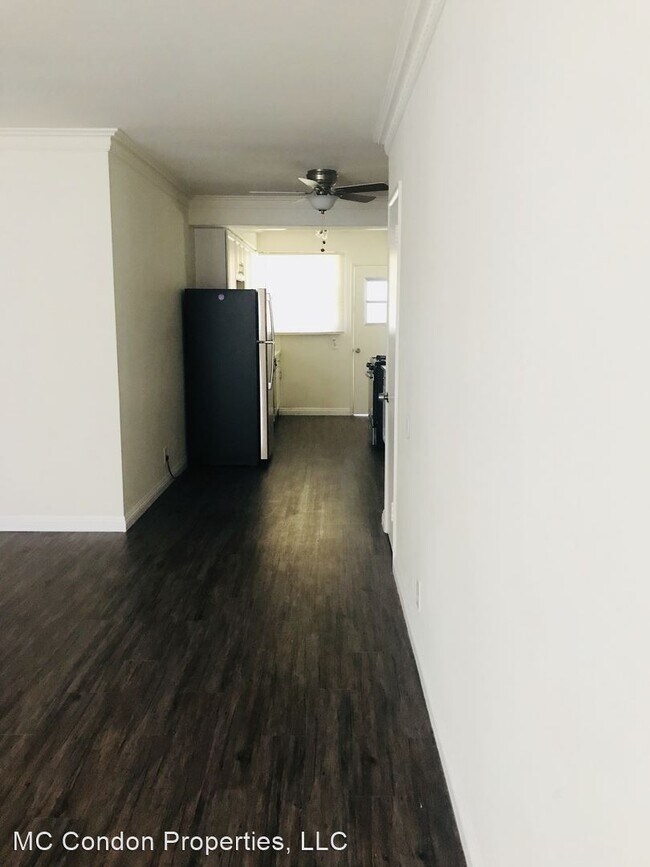 58445850 Condon Ave, View ParkWindsor Hills, CA 90056 Room for Rent