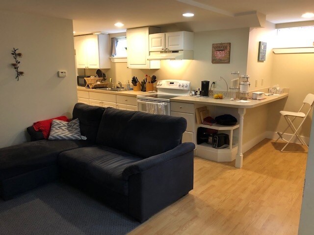 Living Room to Kitchen and Breakfast Nook - 945 W Cross St