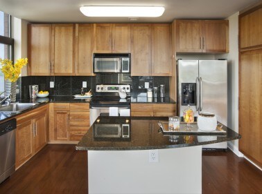Foto del edificio - 115 River Rd