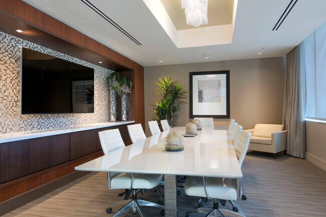 Foto del edificio - 50 Pier 4 Blvd