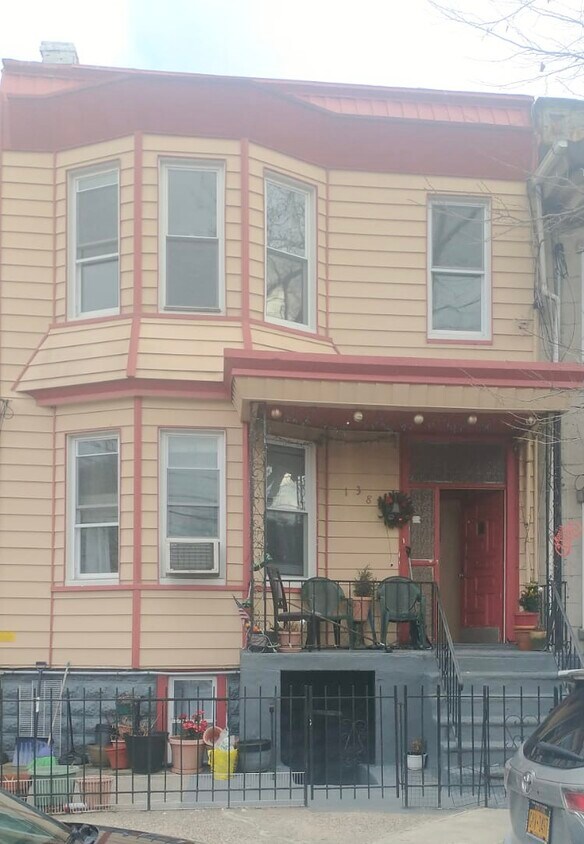 138 Ogden Ave Unit 2, Jersey City, NJ 07307 Apartments in Jersey City