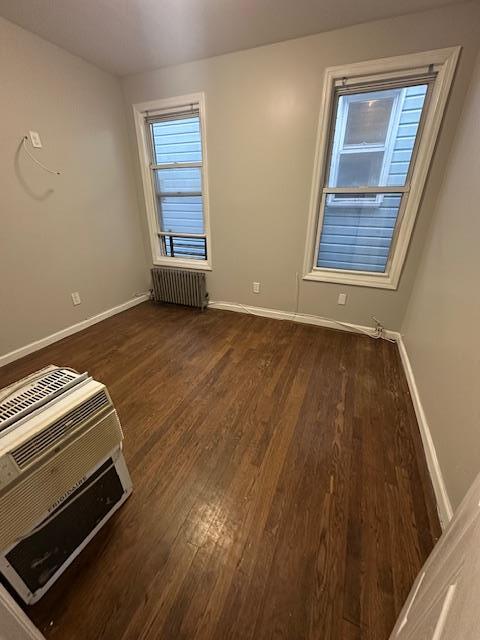 Foto del edificio - 487 Van Cortlandt Park Ave