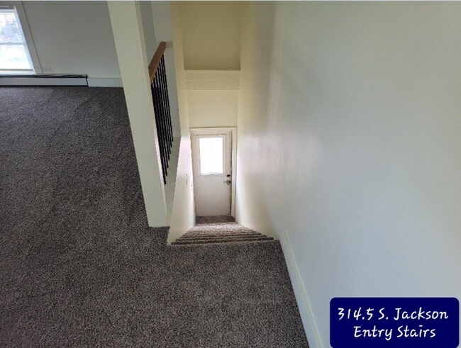 Foto del edificio - 314 1/2 S Jackson St