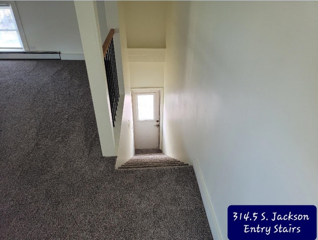 Foto del edificio - 314 S Jackson St