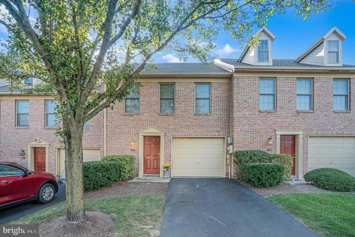 Primary Photo - 1248 Timber View Dr