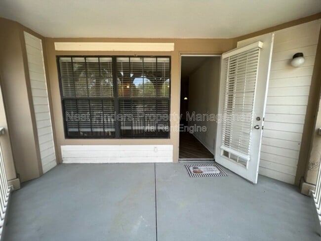 Building Photo - 12700 Bartram Park Blvd