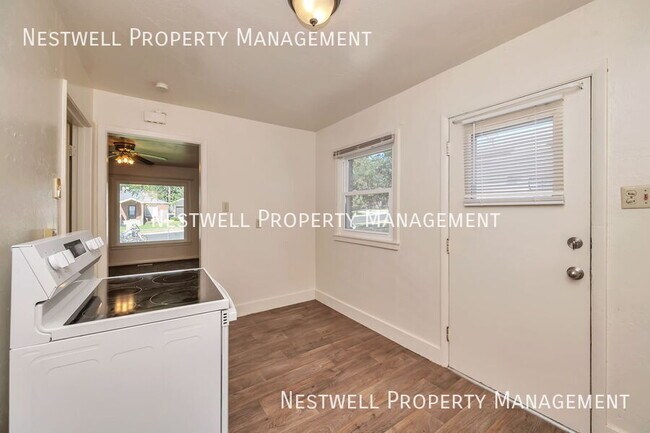 Foto del edificio - 10241 Copperton Cir