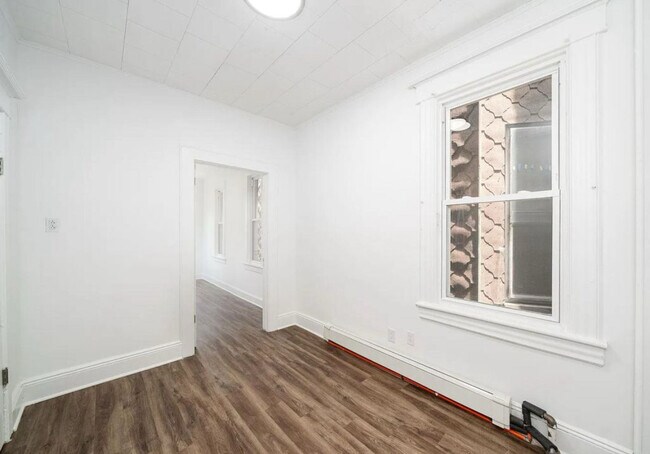 Foto del edificio - 110 Cottage St