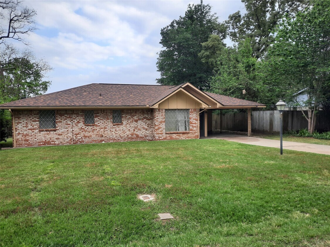 Foto principal - 207 Shadow Oaks Dr